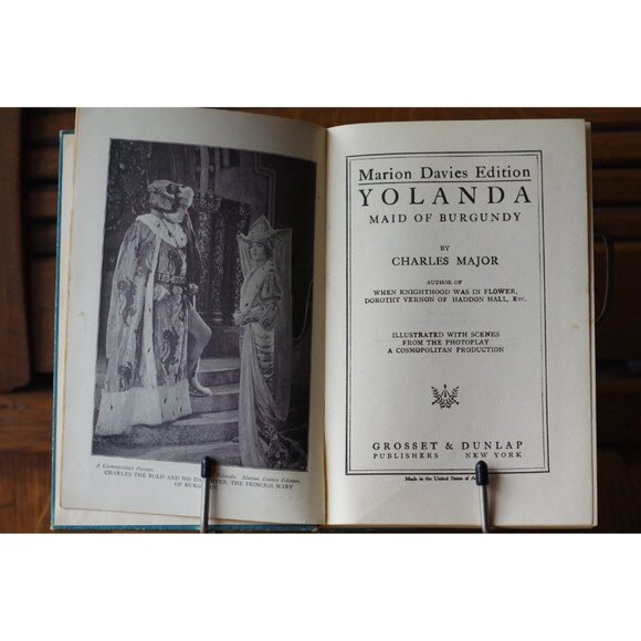 Antique Book "Yolanda, Maid of Burgundy" Charles Major 1910 Grosset & Dunlap - Picture 3 of 3